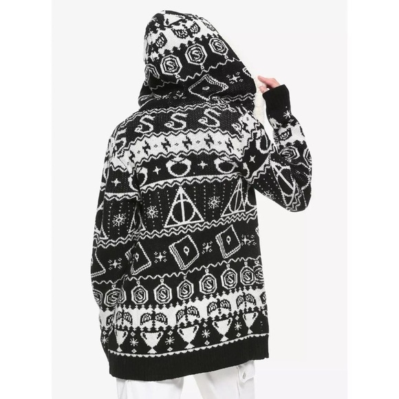 Harry Potter Horcux Fair Isle Sherpa Open Front Hooded Cardigan - Medium - Picture 2 of 14